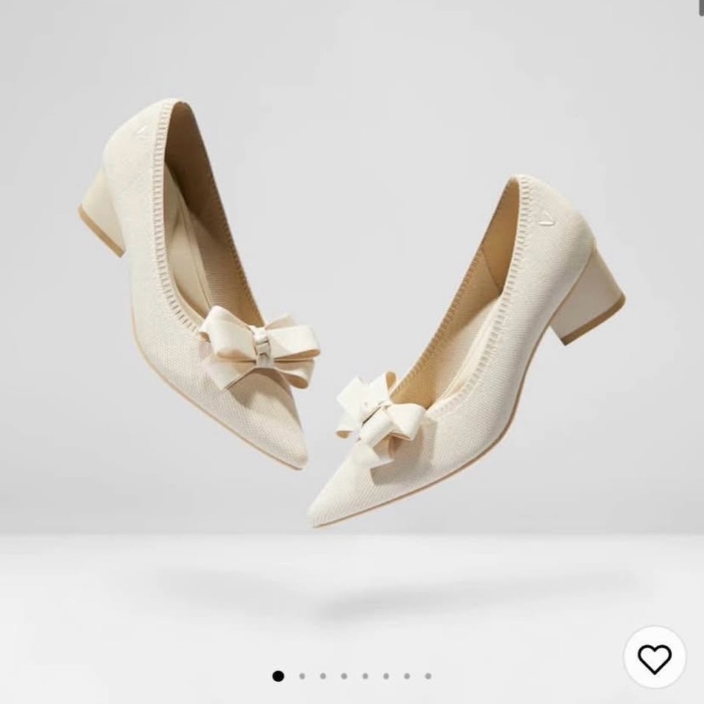 Brand New in Box! Vivaia Cream Tracy heel shoes in size 38